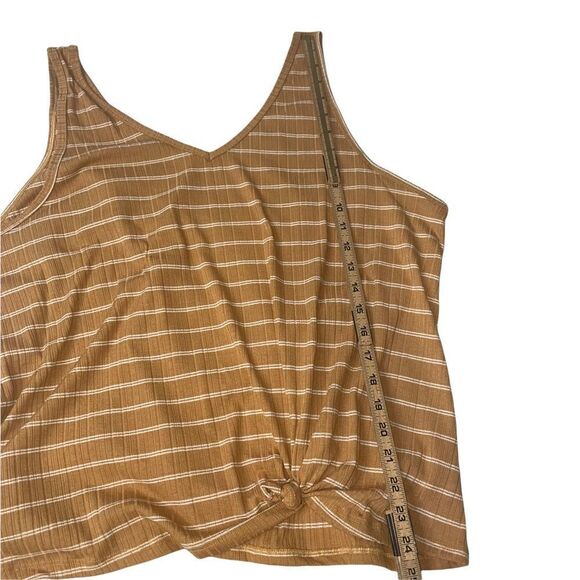 💋Bundle 4 items for $20. Add items💋 to a bundle - Picture 7 of 12